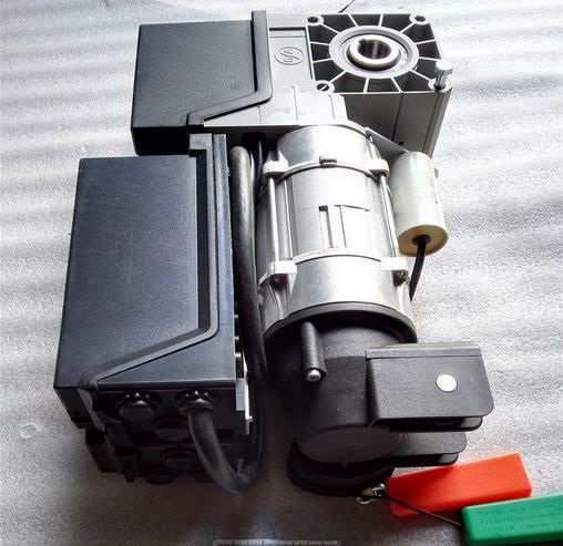 GFA ELEKTROMATEN工业门驱动电机 SE 5.24WS-25 4SK 带 ELEKTROMATEN WS900接触器